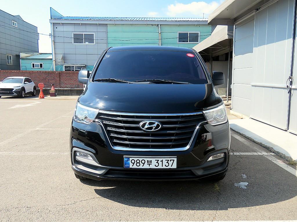 HYUNDAI Starex 2019 — Zona Franca Iquique
