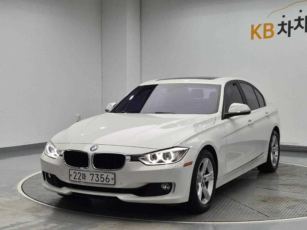 BMW 3 series 2012 — Zona Franca Iquique