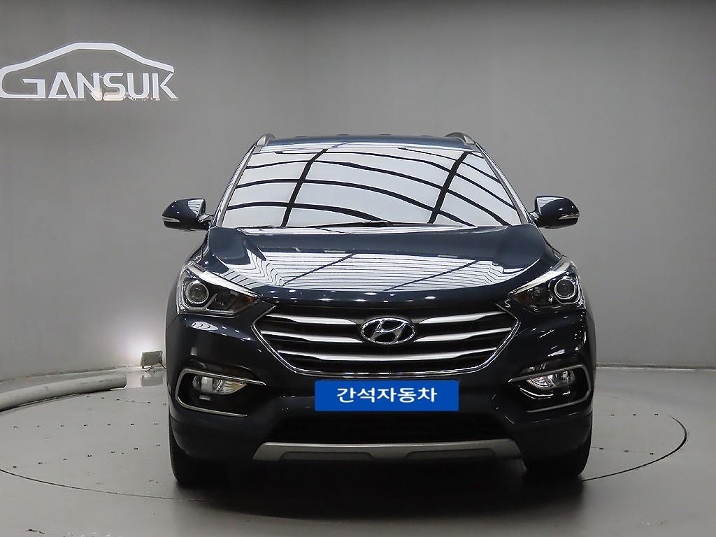 HYUNDAI Santa Fe 2017 — Zona Franca Iquique
