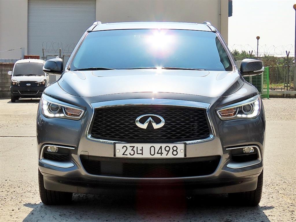 Infiniti QX