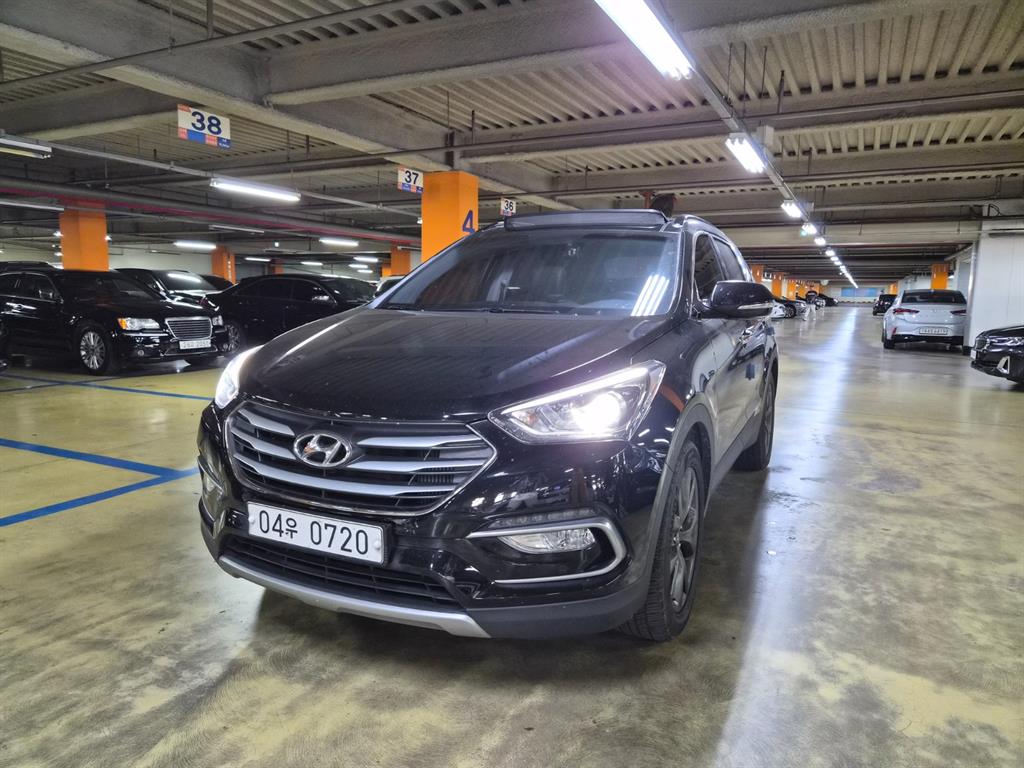 HYUNDAI Santa Fe 2017 — Zona Franca Iquique