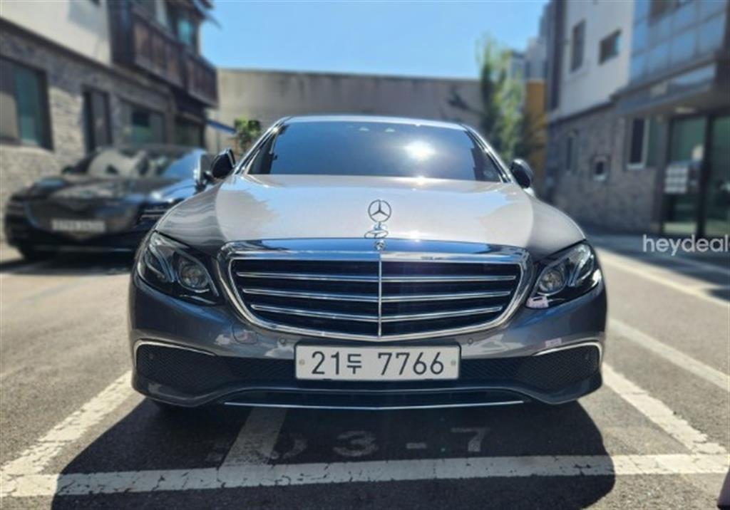 Mercedes Benz E class