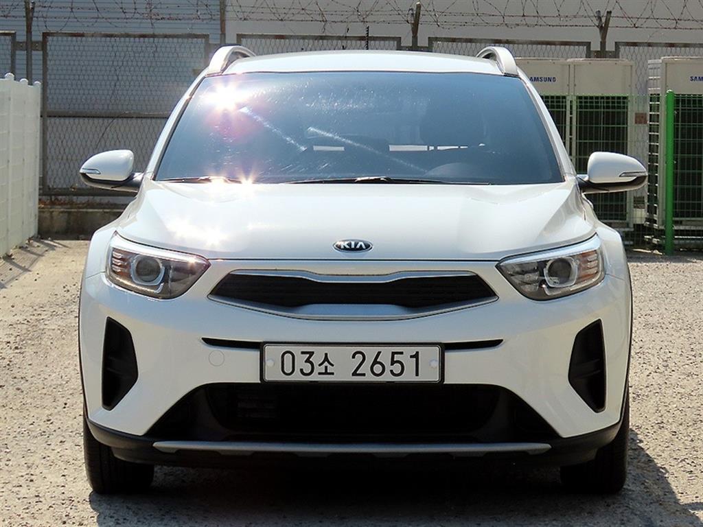 KIA Stonic Gasoline 1.4 Deluxe