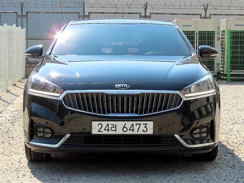 KIA K7