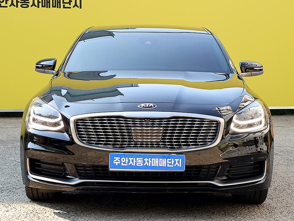 KIA K9
