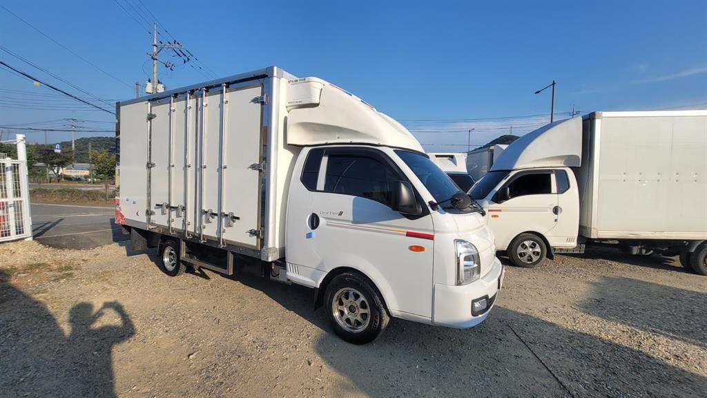 Small Truck Freezer Box(High Deck) 2022 — Zona Franca Iquique