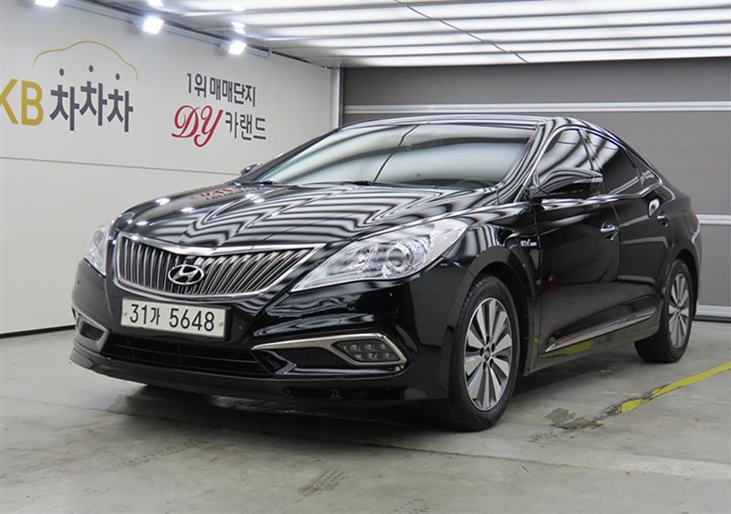 HYUNDAI Grandeur 2015 — Zona Franca Iquique