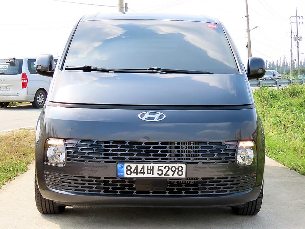 HYUNDAI Staria 2WD Diesel Cargo Modern