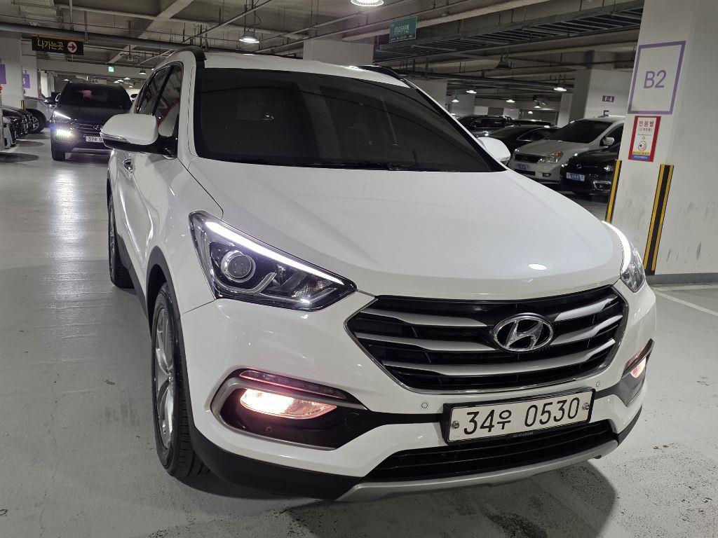 HYUNDAI Santa Fe 2016
