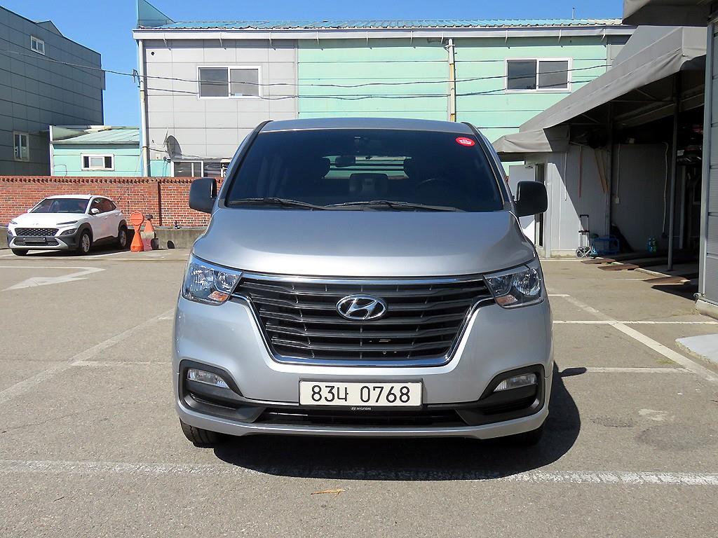 HYUNDAI Starex 2021