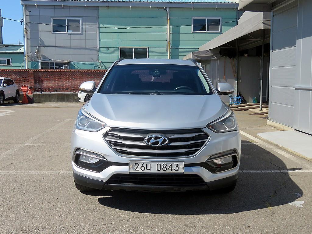 HYUNDAI Santa Fe 2016