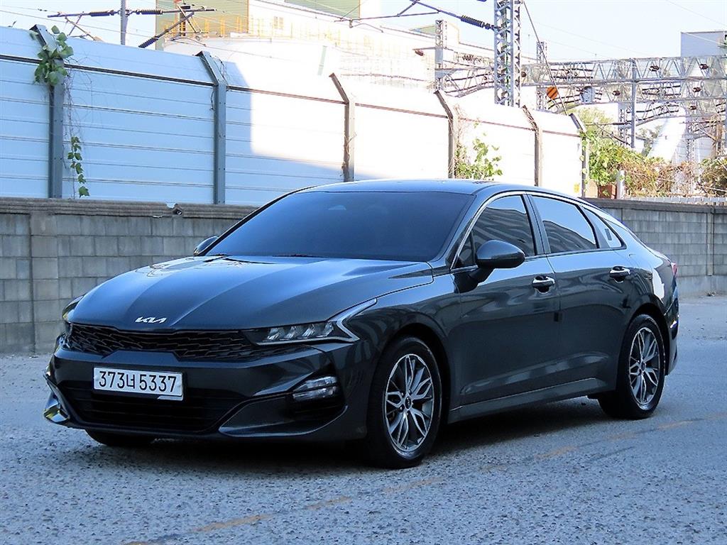 KIA K5 2022 — Zona Franca Iquique