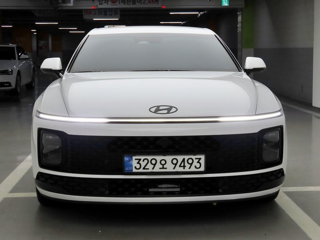 HYUNDAI Grandeur 2023 — Zona Franca Iquique