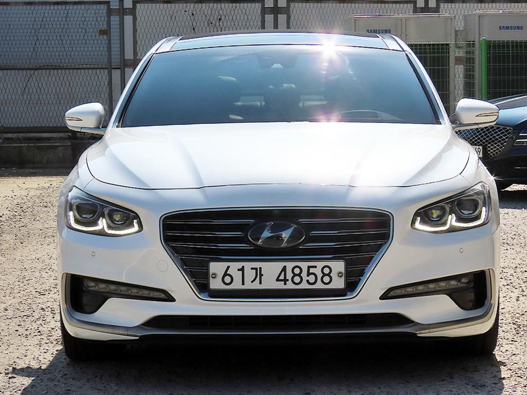 HYUNDAI Grandeur 2017 — Zona Franca Iquique