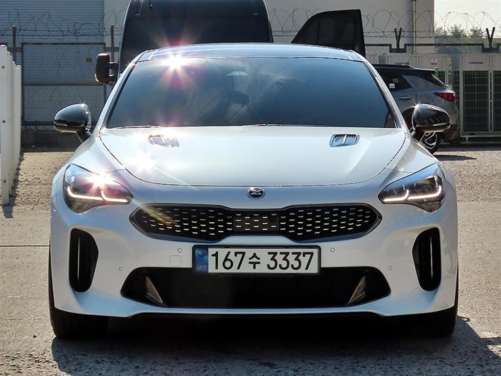 KIA Stinger 2021 — Zona Franca Iquique