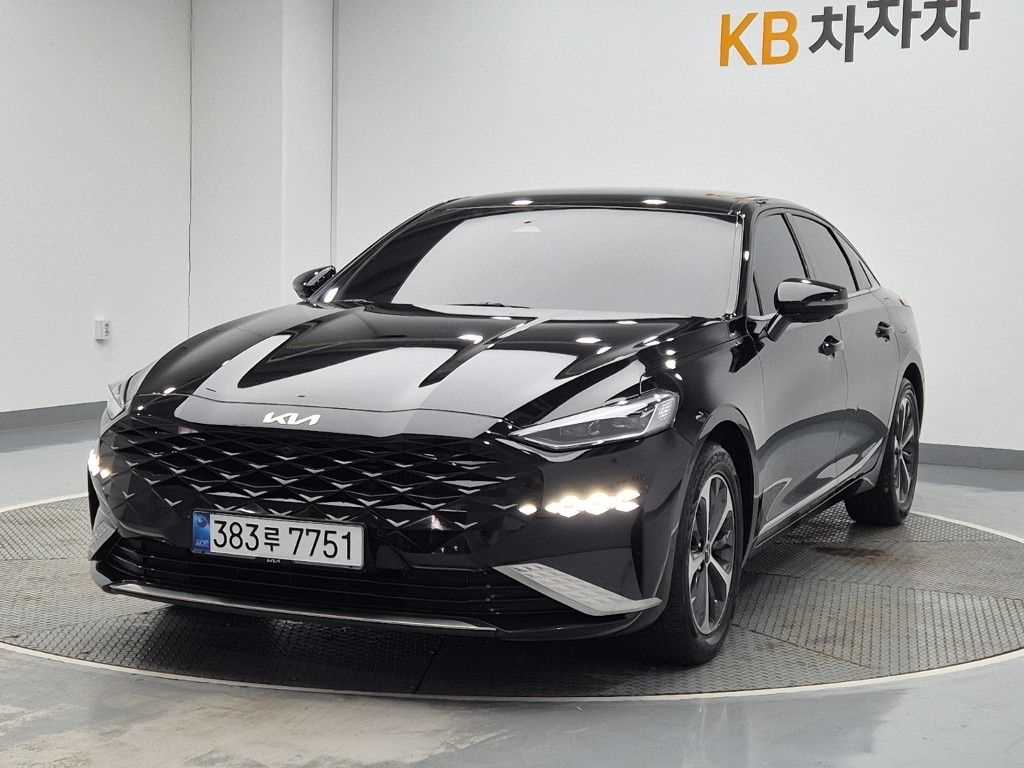KIA K8 2022 — Zona Franca Iquique