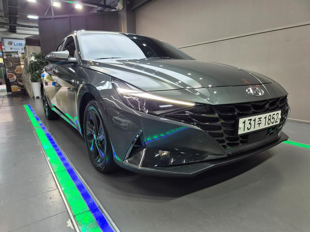HYUNDAI Avante 2023 — Zona Franca Iquique