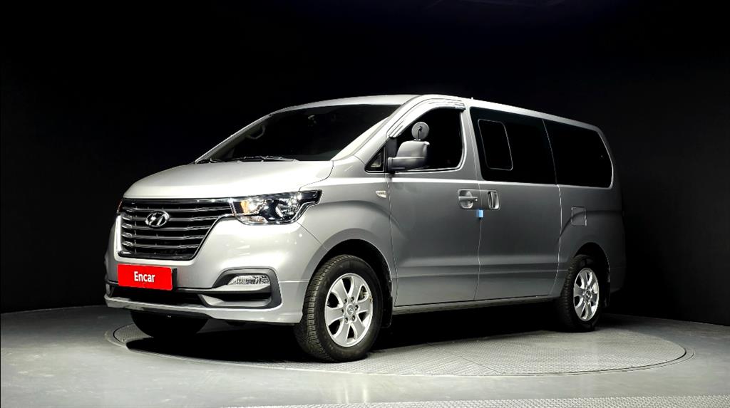 HYUNDAI Starex 2019 — Zona Franca Iquique