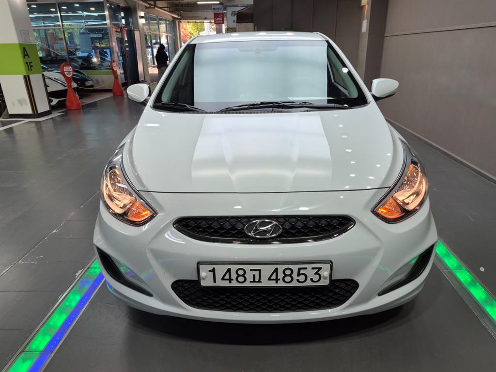 HYUNDAI Accent New Version Wit 1.4VVT S